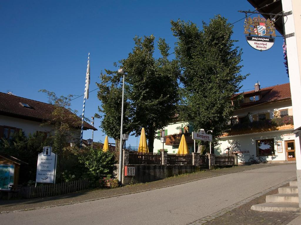 Gasthof Roessle Ріден Екстер'єр фото